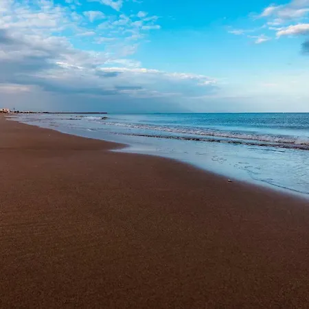 Belle Maison, En Bord De * Narbonne-Plage